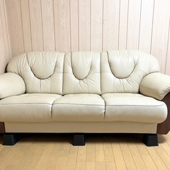【譲渡先が決定しました】3人掛けソファー