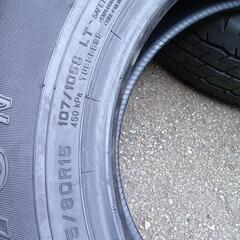 ハイエース新車外しノーマルタイヤの画像