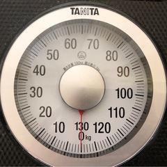 130kgまで測れる体重計の画像