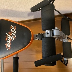 ②フィットネス器具　腹筋背筋などの画像