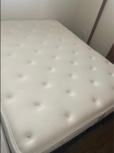 ダブルベッド　ベッド台