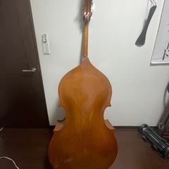 コントラバス(置物として)の画像