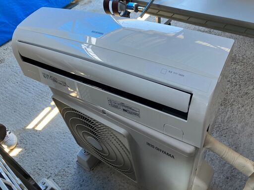 2021年製！アイリスオーヤマ エアコン クーラー 冷房2.2kw 暖房2.2kw 100V IRR-2221C