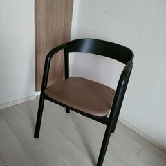 モーダエンカーサ　ダイニングチェア　インレーチェア　スケッチ