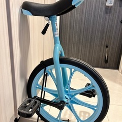 《TOEI LIGHT》ノーパンク一輪車18インチ　スタンド付き