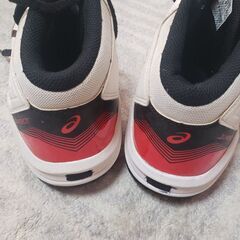 ASICS　アシックス　バッシュ　25センチの画像