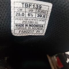 ASICS　アシックス　バッシュ　25センチの画像