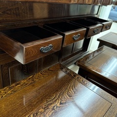 桐生店【現状品】j9-13 ダイニングテーブル タガヤサン 鉄刀木 回転椅子 囲炉裏 7点セットの画像