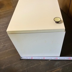 吊り戸棚　収納ボックスの画像