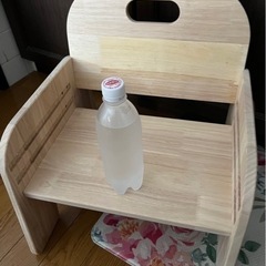 お子様用のイス
