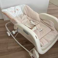 コンビ　プルメア　ベビーチェア　リクライニングチェア　の画像
