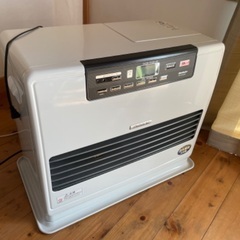 ダイニチ　石油ファンヒーター　9L