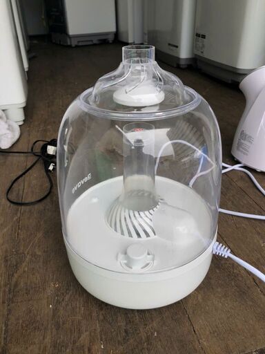 加湿器 大容量 4L 卓上加湿器 超音波式 上から注水 銀イオン搭載 空気清浄 最大40時間連続運転 マイナスイオン 2つの吹出口 360°首振り 静音 省エネ 空焚き防止 転倒自動OFF タイマー機能 卓上加湿器 加湿器 7色LED 空焚き防止