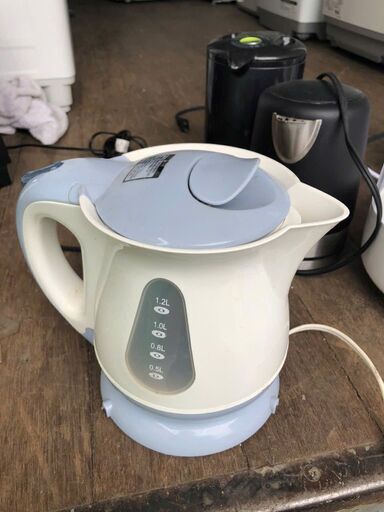 電気ケトル　多数あり