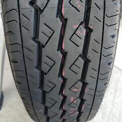 ブリヂストン195/80R15 107/105LT2本セットの画像