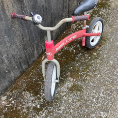 ペダルなし自転車の画像