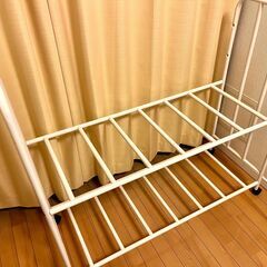 【0円 差し上げます】布団収納ラックの画像