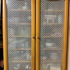 食器棚　高級　の画像