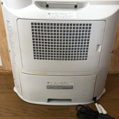 セラミックファンヒーター(SHARP)の画像