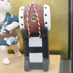 ガラスケース入り 博多人形 祇園太鼓 幅34.5×奥行27.5×高さ38.5cm バチ欠品 札幌市 清田区 平岡の画像