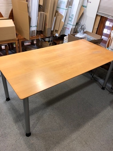 事務所　デスク　机　オフィス