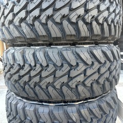 【大量在庫あり】2023年新品　LT265/65R17  120/117P 10PR  OPEN COUNTRY M/T 夏タイヤ４本セットの画像