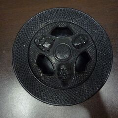 南部鉄器 灰皿 岩鋳 能面 あられ 直径 約18.2cm 中古 札幌市東区 新道東店の画像