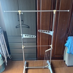 室内物干しの画像