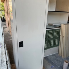 引越しの為、お譲りします。 - 物置