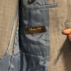 メンズスーツの画像