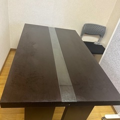 ダイニングテーブル