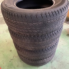 中古夏タイヤ　265/65R17  4本