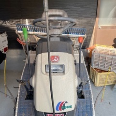 田植え機　ISEKI サナエPM43