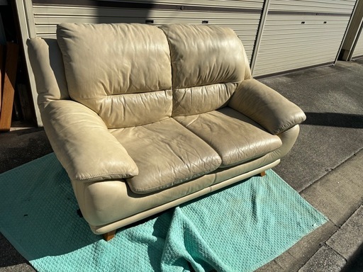 2人用ソファ　革製