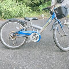 ≪商談中≫子供用自転車22インチ青シルバーの画像