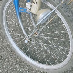 ≪商談中≫子供用自転車22インチ青シルバーの画像