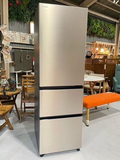 ★HITACHI 日立★ 冷蔵庫 R-V32SV 2023年 315リットル 自動製氷機 ３ドア スリム 幅54cm 急冷却 まんなか野菜