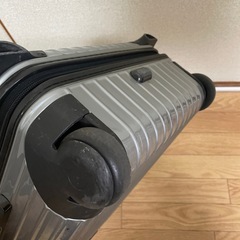 RIMOWA スーツケース　　シルバーの画像