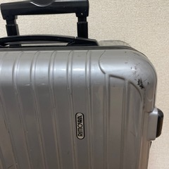 RIMOWA スーツケース　　シルバーの画像