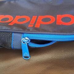 adidas　上履き入れの画像