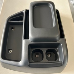ハイエース用コンソールボックス