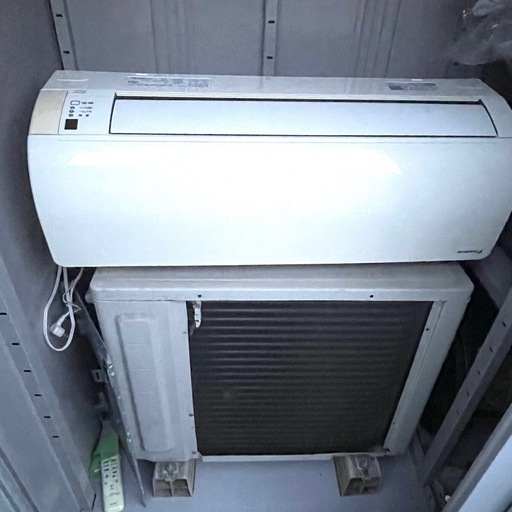 稼動品【ダイキン/DAIKIN】2017年製 ルームエアコン 2.8kw F28UTES-W ★リモコン付 現状品お渡し