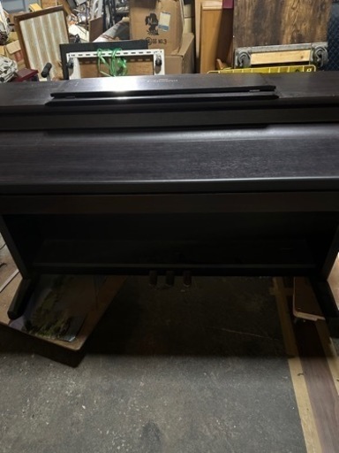 電子ピアノ YAMAHA Clavinova 88鍵盤を格安で！　