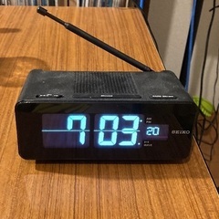中古　SEIKO セイコー　電波時計　フリップ式　置き時計　ワイドFM