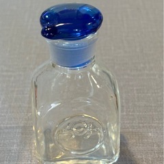 ガラス製調味料入れ2つの画像