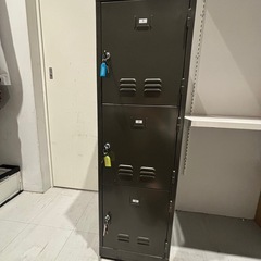 オフィスロッカー