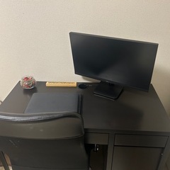 IKEAデスク+LGモニター+オフィスチェア