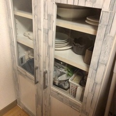 ニトリの食器棚