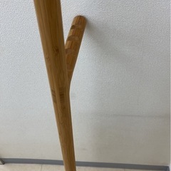 9月末まで‼️渋谷ヒカリエ購入‼️定価約1.5万円　省スペース設計　ハンガーラック　の画像