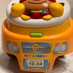 アンパンマンよくばりビジーカーの画像